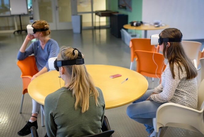 De meerwaarde van VR-brillen in het onderwijs